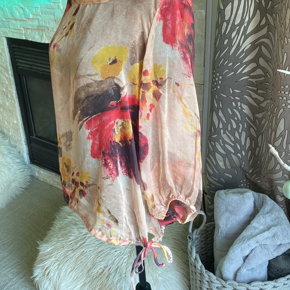 Cassis floral sheer long sleeve blouse - Picture 2 of 5